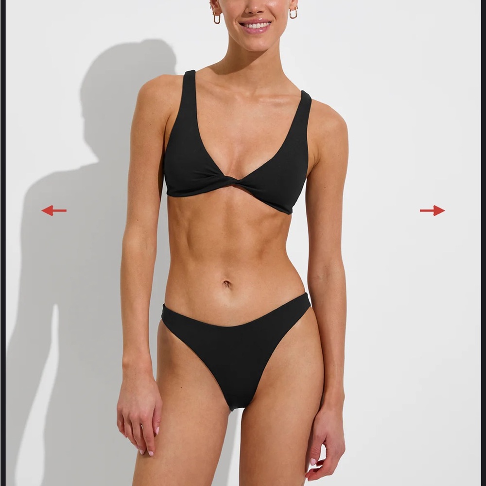 *NWT* Left On Friday Dip Bottom in Jet (Black) Size L Bottoms only
